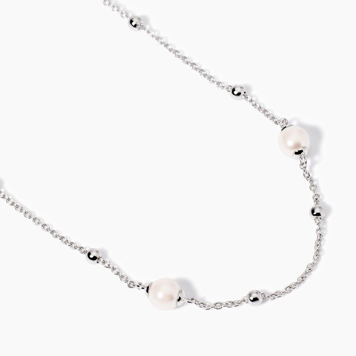 Girocollo DUCHESSA con perle conchiglia e sfere in argento