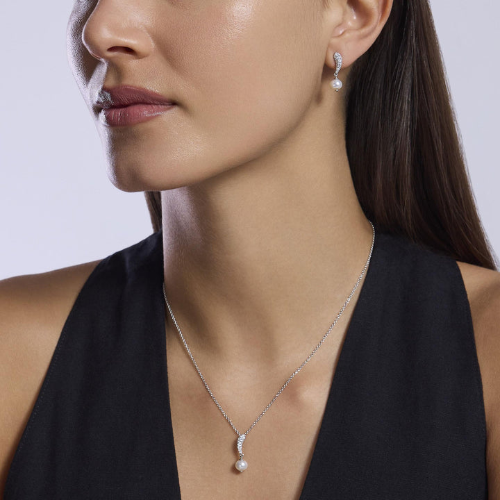 Girocollo OPERA con pavé di zirconi e perla coltivata