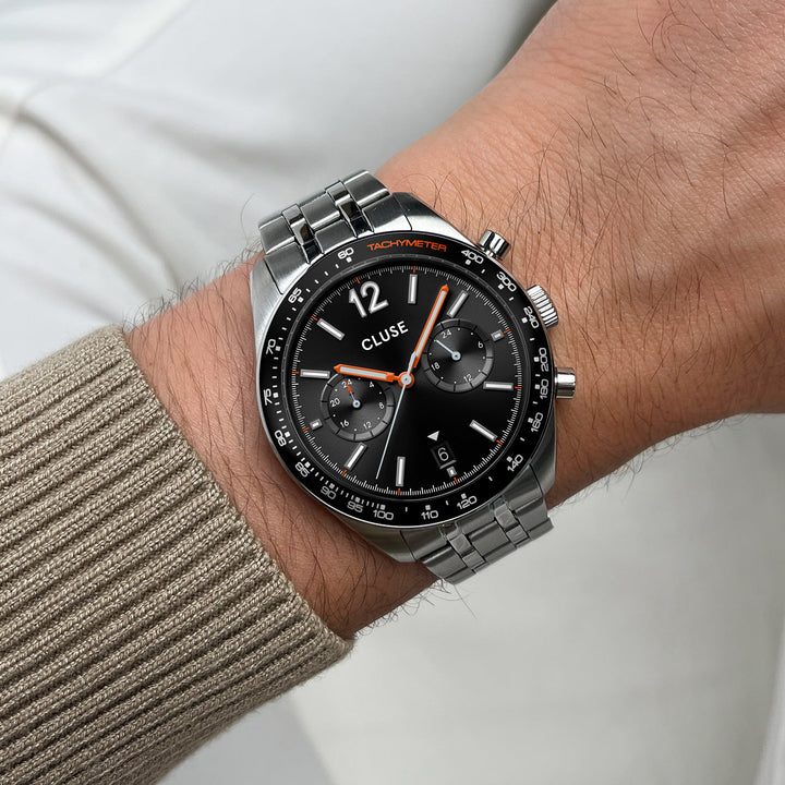 Orologio Uomo Dual Time in Acciaio Argentato con Quadrante Nero e Datario