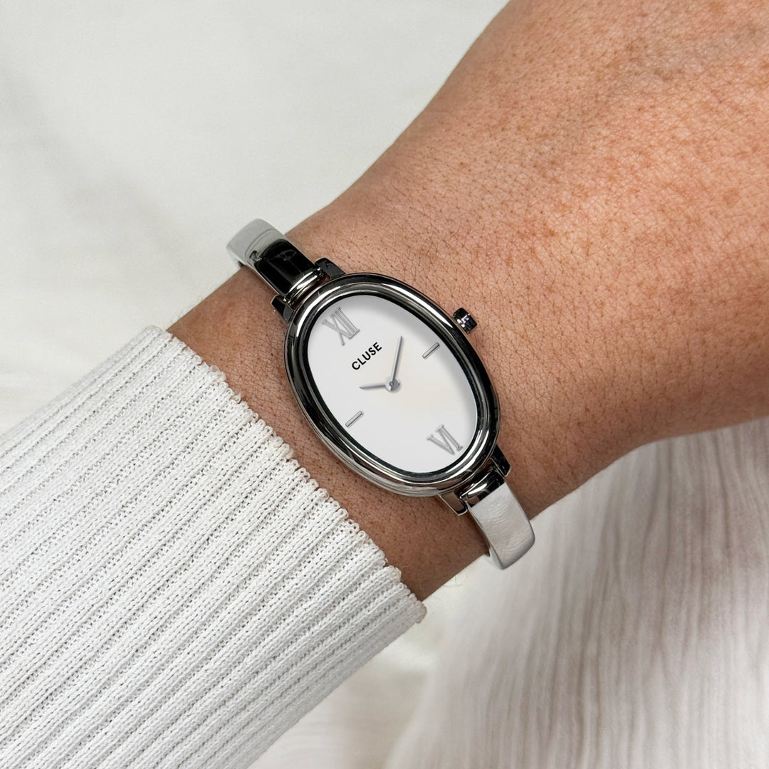 Orologio Donna Ovale in Acciaio Argentato con Quadrante Bianco e Bracciale