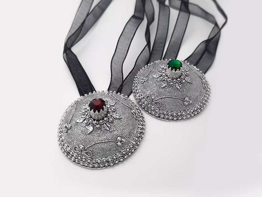 Su Buttoni in Argento con Pietra Verde Misura Grande
