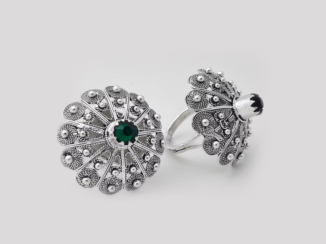 Anello Su Buttoni in Filigrana d'Argento con Pietra Rossa