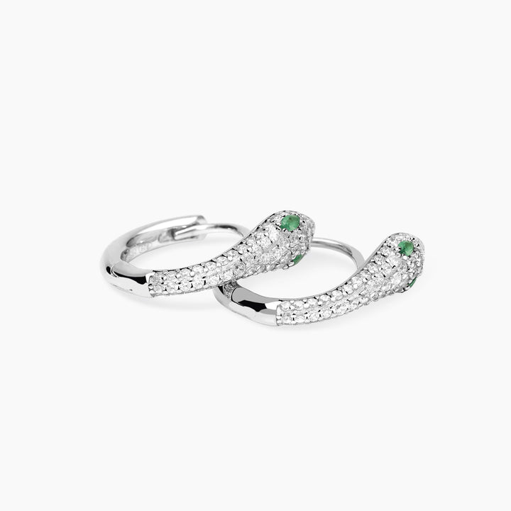 Orecchini a cerchio SNAKE in argento con serpente e smeraldi