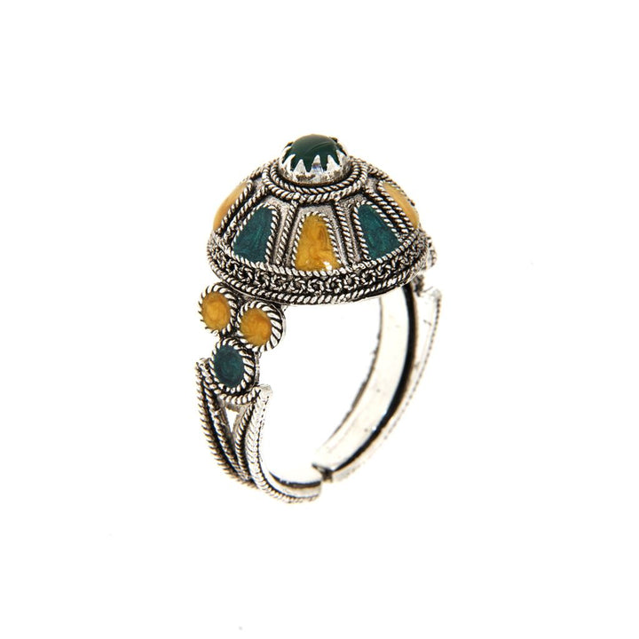 Anello a Cupola in Filigrana con Smalti e Agata Verde