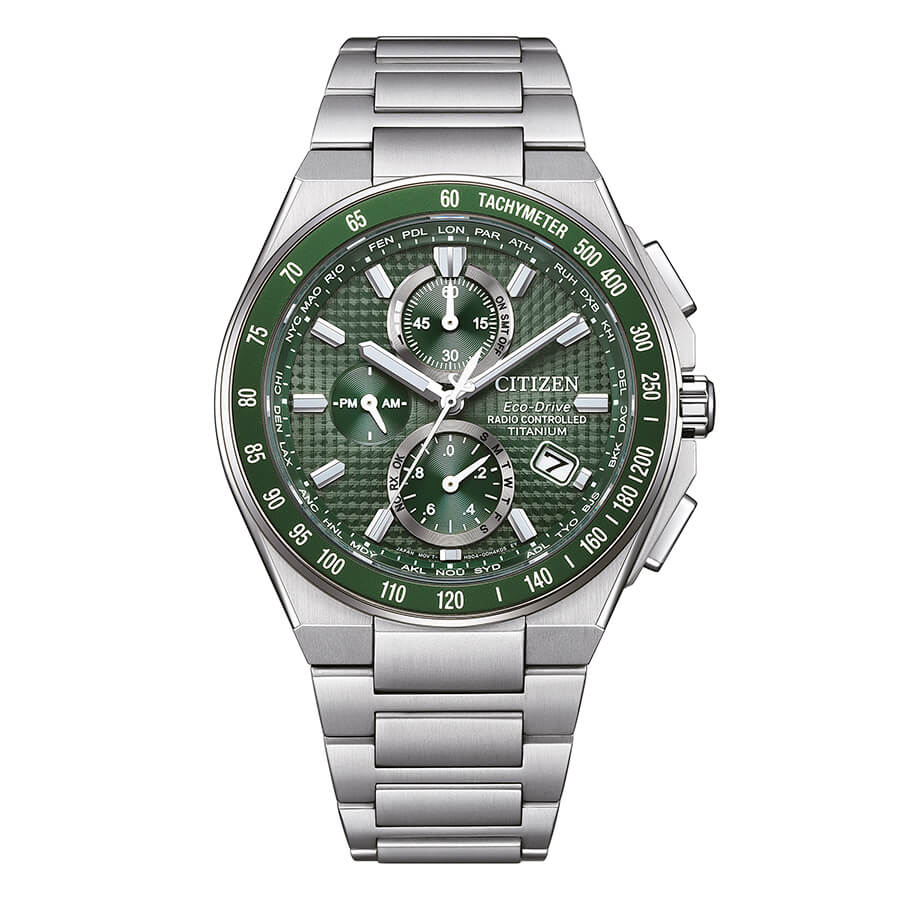 Orologio Citizen AT8 Radiocontrollato Eco-Drive Super Titanio Verde 40,5 mm
