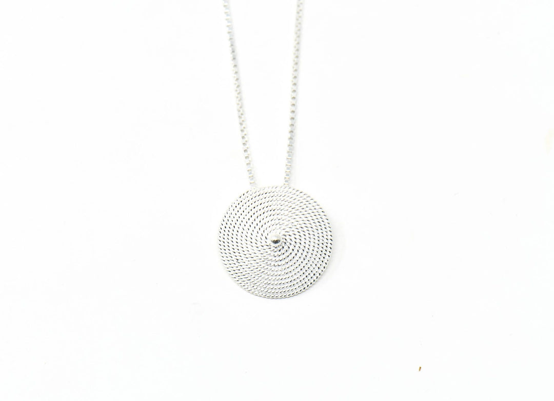 Collana corbula pallino - diametro ciondolo 1,5 cm in argento