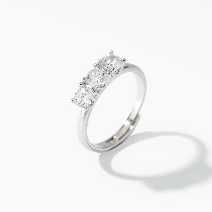 Anello TRILOGY in argento con tre zirconi