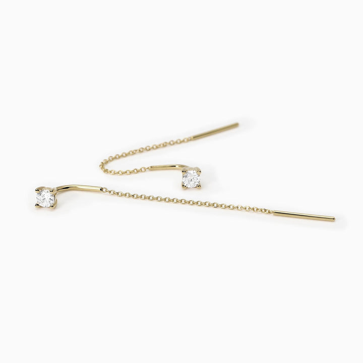 Orecchini pendenti SHINY in argento dorato con punto luce
