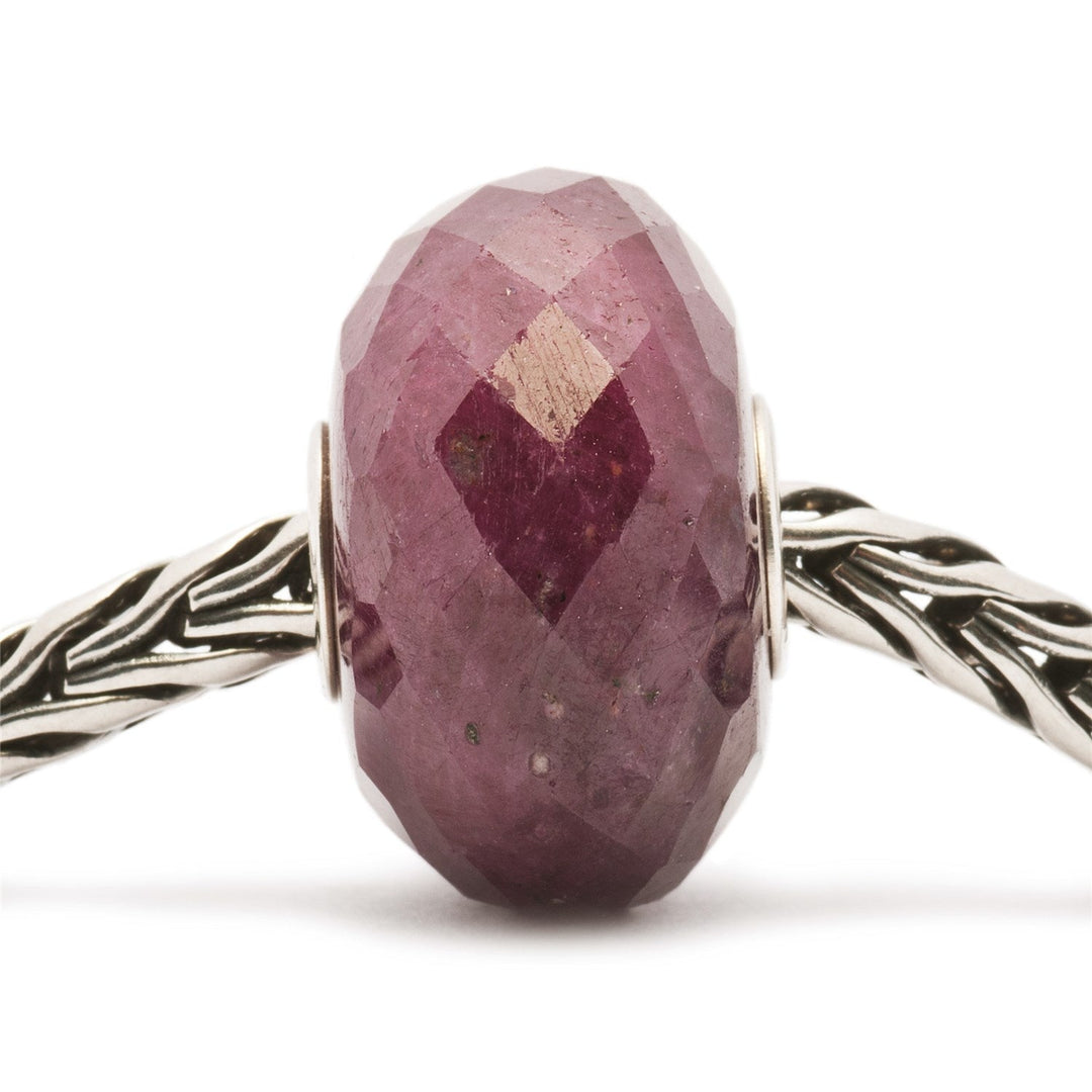 Trollbeads Bead Rubino dal Cuore Argento sfaccettato - dettaglio 2