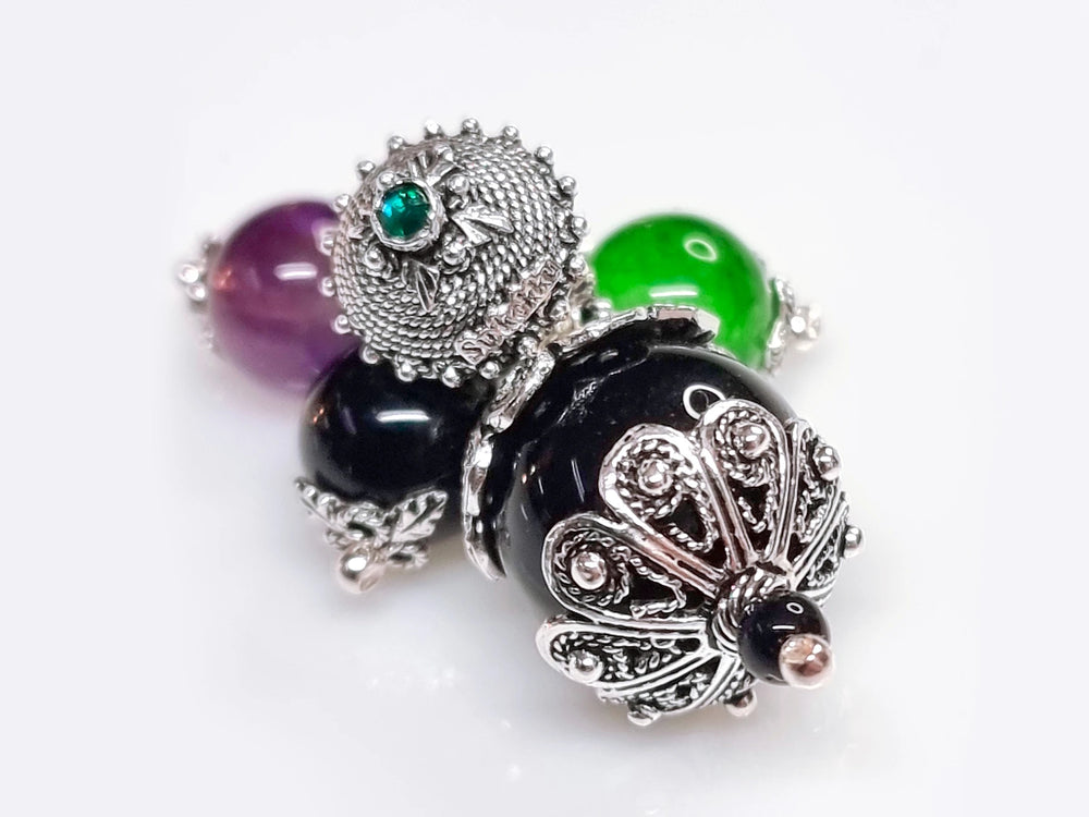 Ciondolo in filigrana sarda d'argento con charms - Su Kokku -