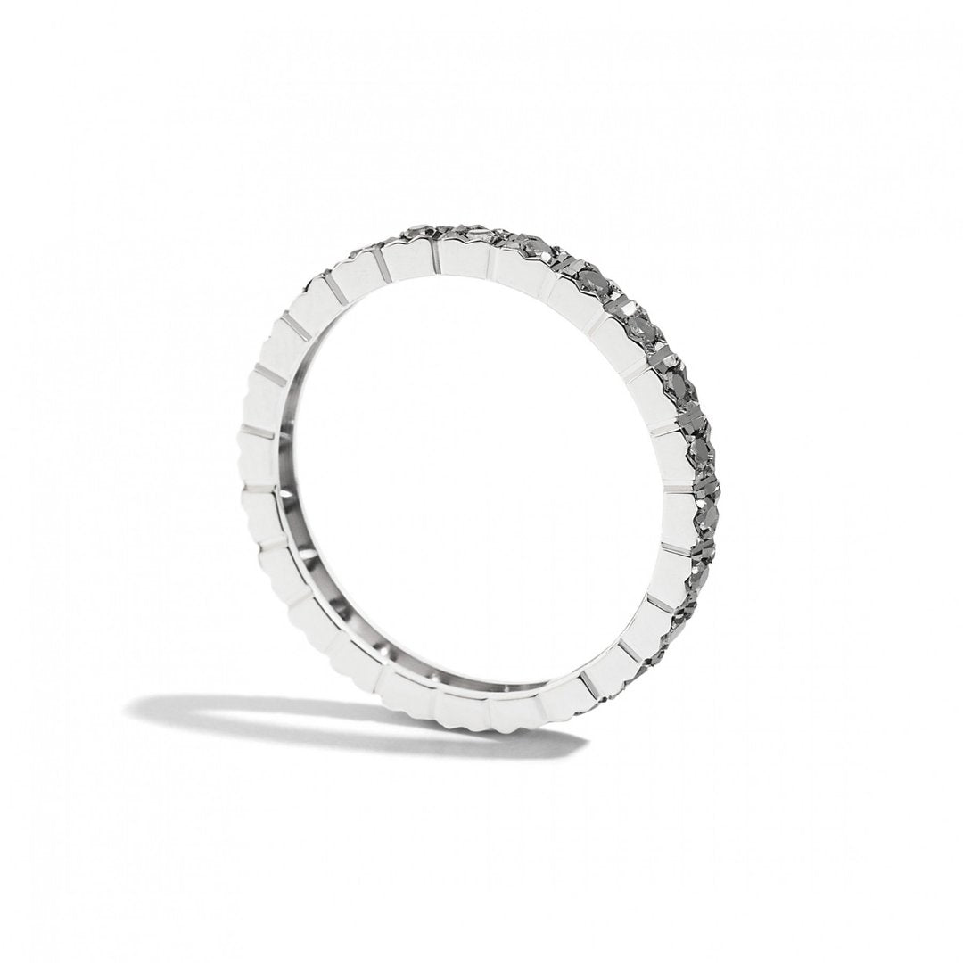 ReCarlo - Anello girodito in oro bianco, con diamanti neri. R39GD906/DK016